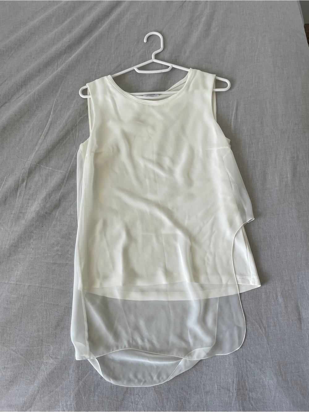 AKRIS PUNTO Ivory Sleeveless Sheer Overlay Asymmetric Top